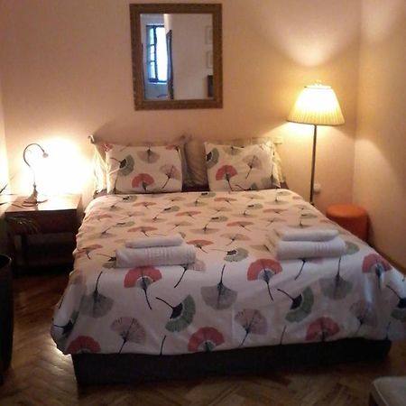 Studio Hram Belgrado Buitenkant foto